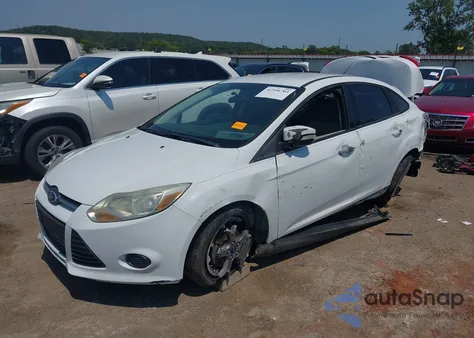 2014 Ford Focus Se z USA, uszkodzony, nr VIN 1FADP3F22EL163834